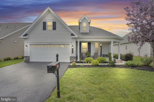 427 General Dr, MECHANICSBURG, PA, 17050-9522 | Card Image