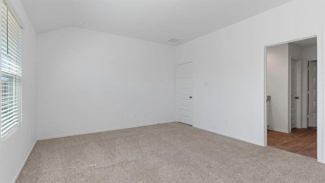 *Images and 3D tour are for illustration only and options may vary from home as built. | Image 24