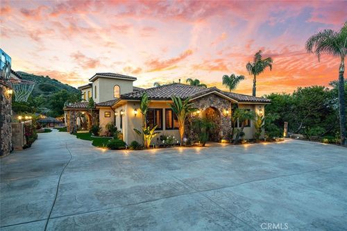 21128 Via Los Laureles, Murrieta, CA, 92562 | Card Image