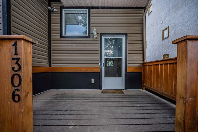 1306 1 Ave, House other with 4 bedrooms, 2 bathrooms and 4 parking in Canmore AB | Image 4