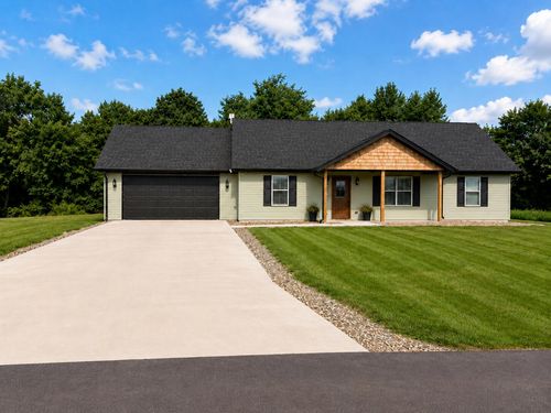 124 Rilda Ridge Rd, Lancaster, KY, 40444-7505 | Card Image