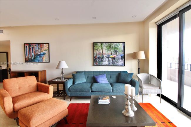 APT-702 - 151 Crandon Blvd, Condo with 2 bedrooms, 2 bathrooms and null parking in Key Biscayne FL | Image 8