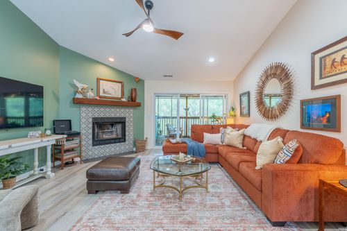 9620 S Bay Pointe Ct, Bloomington, IN, 47401-8113 | Card Image