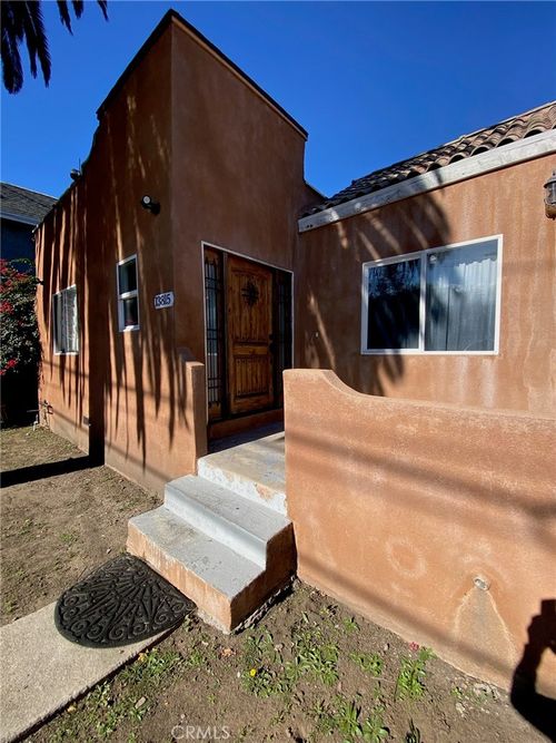 13815 Vanowen St, Van Nuys, CA, 91405-4124 | Card Image