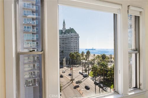 10 Atlantic Ave, Long Beach, CA, 90802-5212 | Card Image