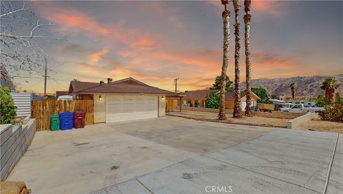 6039 Mojave Ave, Twentynine Palms, CA, 92277 | Card Image