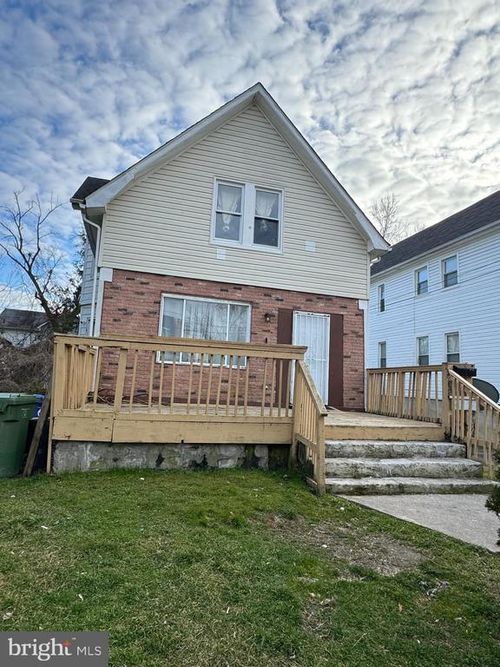 533 Rossiter Ave, BALTIMORE, MD, 21212-4508 | Card Image