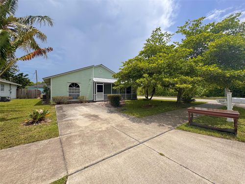 5359 Se Dell St, Stuart, FL, 34997-8075 | Card Image