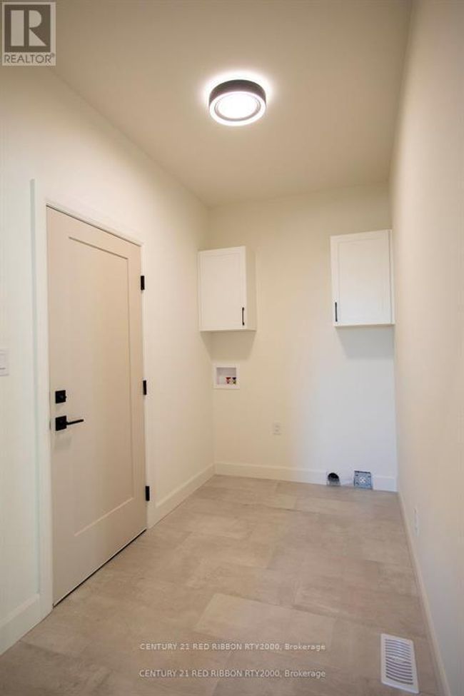 6 - 430 Head St N, House other with 2 bedrooms, 2 bathrooms and 4 parking in Strathroy ON | Image 12