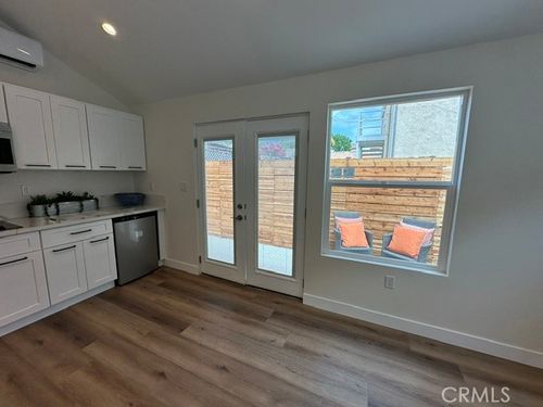 2-489 W Hill St, Long Beach, CA, 90806-4543 | Card Image