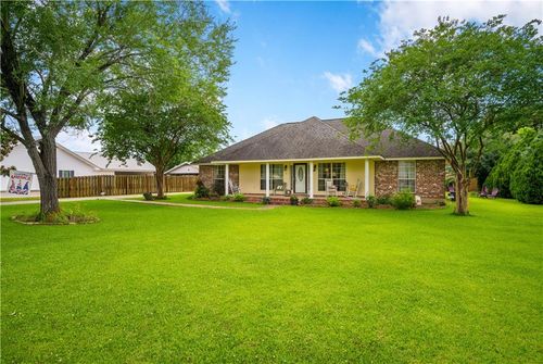 237 Oak Villa Dr, Bunkie, LA, 71322-2402 | Card Image