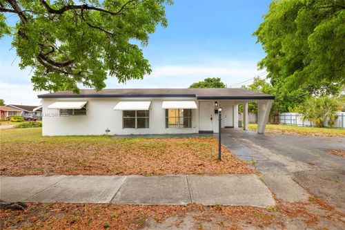 1920 N 66th Ave, Hollywood, FL, 33024-4013 | Card Image