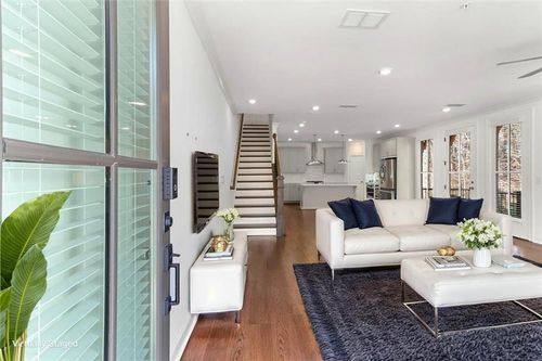 445 Olmstead Way, Alpharetta, GA, 30022-5890 | Card Image