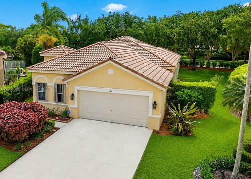 885-885 Tanglewood Cir, Weston, FL, 33327-1840 | Card Image