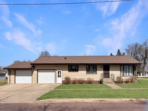 112 Summit Ave, Balaton, MN, 56115-1077 | Card Image