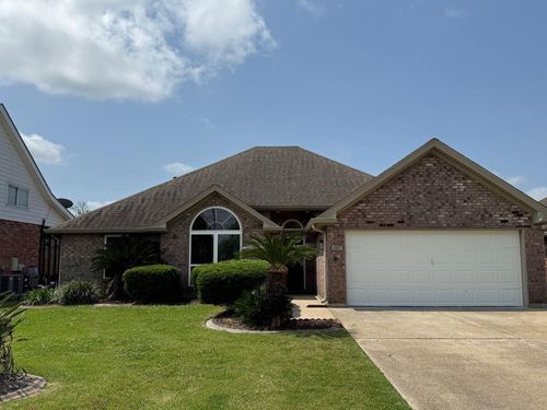 107 Highland Ave, Belle Chasse, LA, 70037-1931 | Card Image