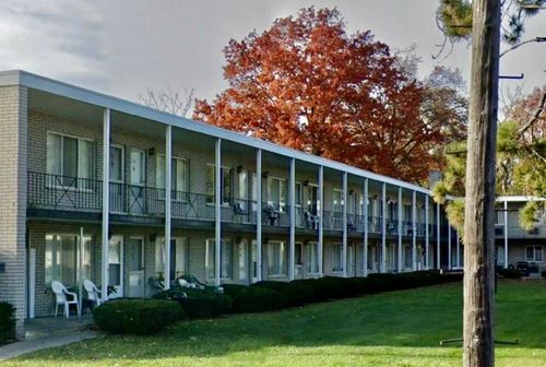 17175 Redford St, Detroit, MI, 48219-3277 | Card Image