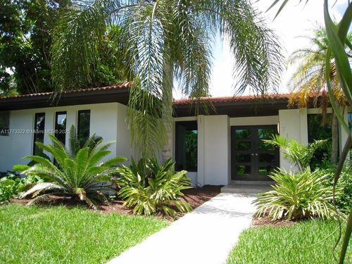 7125 Sw 120th St, Pinecrest, FL, 33156-5457 | Card Image