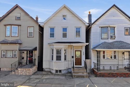 209 Hamilton St, Harrison, NJ, 07029-2549 | Card Image