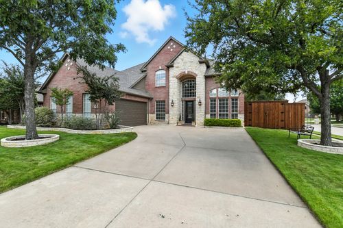 805 Renaissance Ct, Keller, TX, 76248-8431 | Card Image
