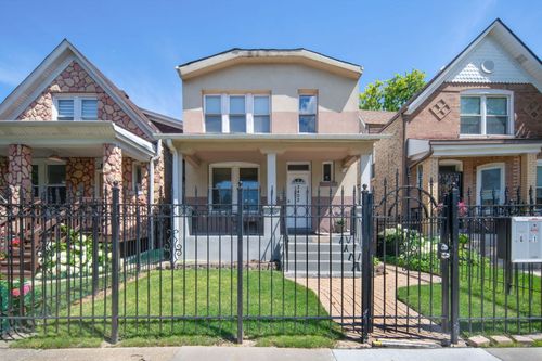 3402 Beach Ave, Chicago, IL, 60651-2331 | Card Image