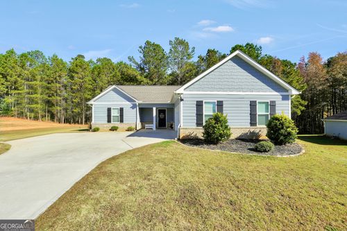 129 Magnolia Trl, Milner, GA, 30257-3868 | Card Image