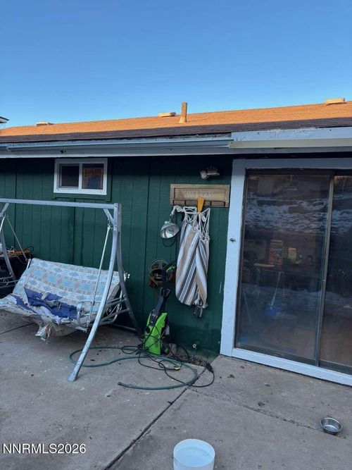 1695 Severn Dr, Reno, NV, 89503-2326 | Card Image