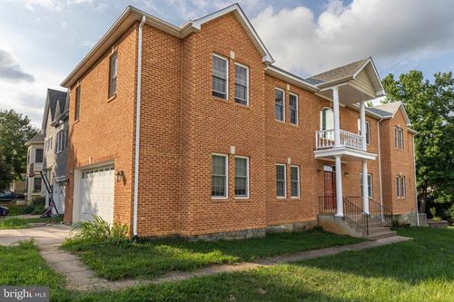 3954 Walnut St, FAIRFAX, VA, 22030-4726 | Card Image