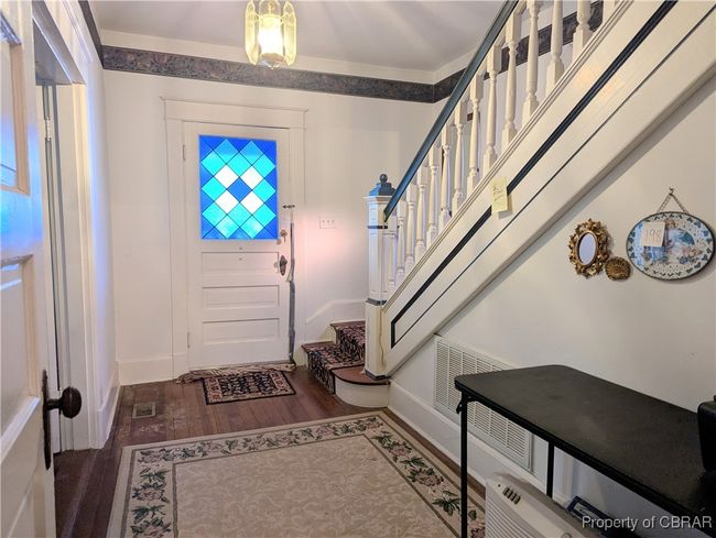 Foyer / Entry way | Image 14