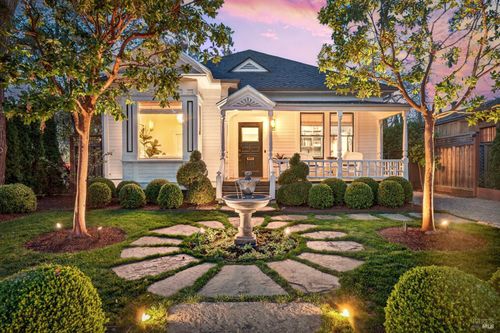 300 E Napa St, Sonoma, CA, 95476 | Card Image