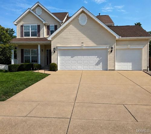 743 Springfield Dr, Wentzville, MO, 63385-8944 | Card Image