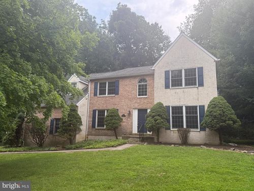 4215 Tara Cir, UPPER CHICHESTER, PA, 19061-2409 | Card Image