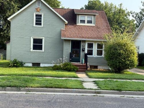 612 W Oak St, SPARTA, WI, 54656-2155 | Card Image