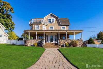 100 Prospect Avenue, House other with 8 bedrooms, 4 bathrooms and null parking in Woodbridge Proper NJ | Image 1