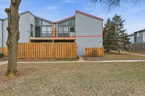 m-1126 Merrimar Cir N, Columbus, OH, 43220-3582 | Card Image