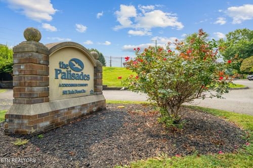 514 Berlin Dr, Knoxville, TN, 37923-5673 | Card Image
