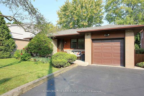 130 Grandview Ave, Thornhill, ON, L3T1H6 | Card Image
