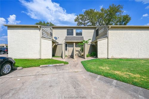 2-4405 Carter Creek Pkwy, Bryan, TX, 77802-4427 | Card Image