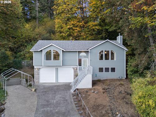 8431 Cason Ct, Gladstone, OR, 97027 | Card Image