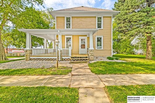 321 Elm St, Uehling, NE, 68063-5023 | Card Image