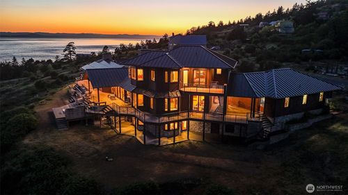 115 Clipper Way, Friday Harbor, WA, 98250-8299 | Card Image