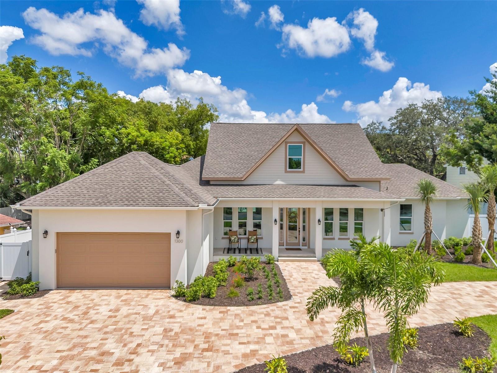 Riverside Dr, Tarpon Springs, FL 34689