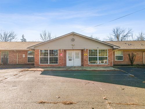 102 Floyd St, Naples, TX, 75568-5873 | Card Image