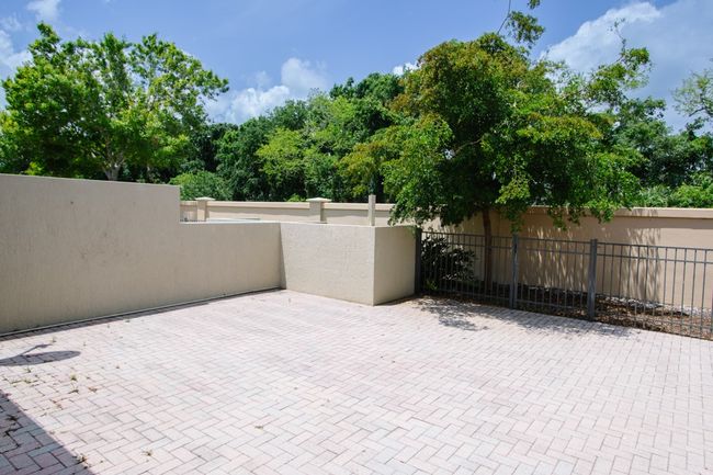 UNIT-61 - 1935 Bridgepointe Cir, House attached with 3 bedrooms, 4 bathrooms and null parking in Vero Beach FL | Image 9