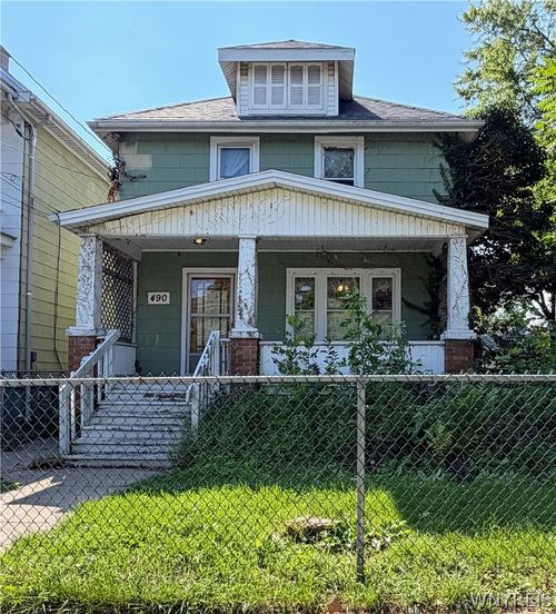 490 27th St, Niagara Falls, NY, 14303-1952 | Card Image