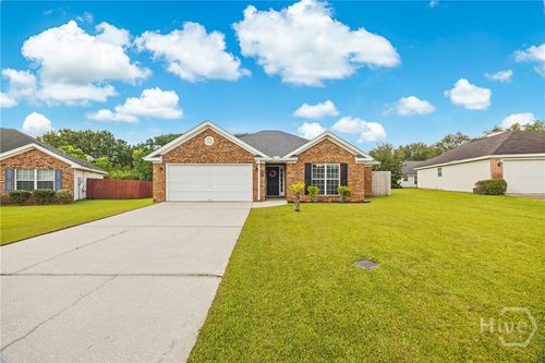 13 Escapade Ln, Savannah, GA, 31405-9454 | Card Image