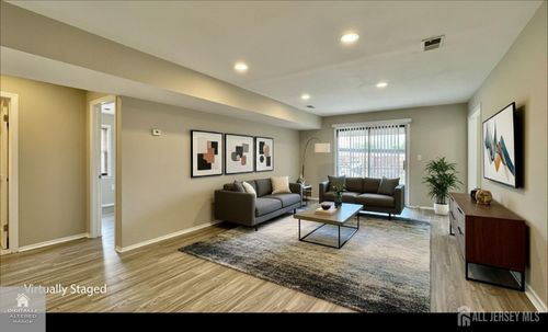 1511 Raspberry Ct, Edison, NJ, 08817-2763 | Card Image