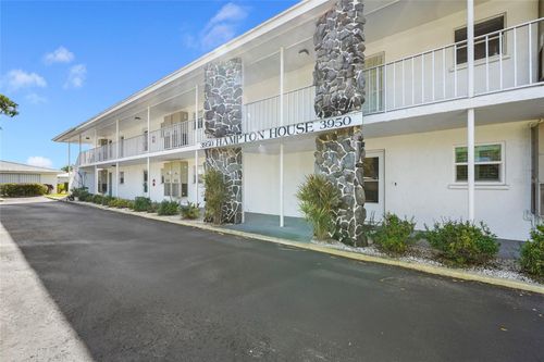 2b-3950 Roxane Blvd, SARASOTA, FL, 34235-9043 | Card Image