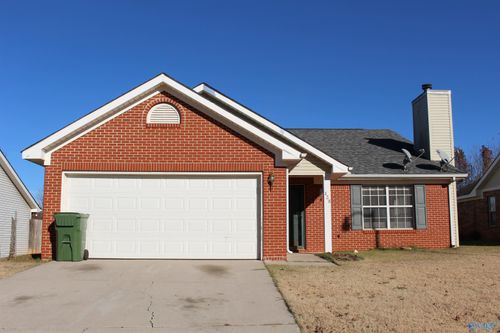 138 Bremerton Dr Sw, Huntsville, AL, 35824-2503 | Card Image