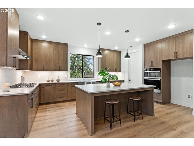 899 Butte Dr, House other with 5 bedrooms, 3 bathrooms and 2 parking in ForestGrove OR | Image 12